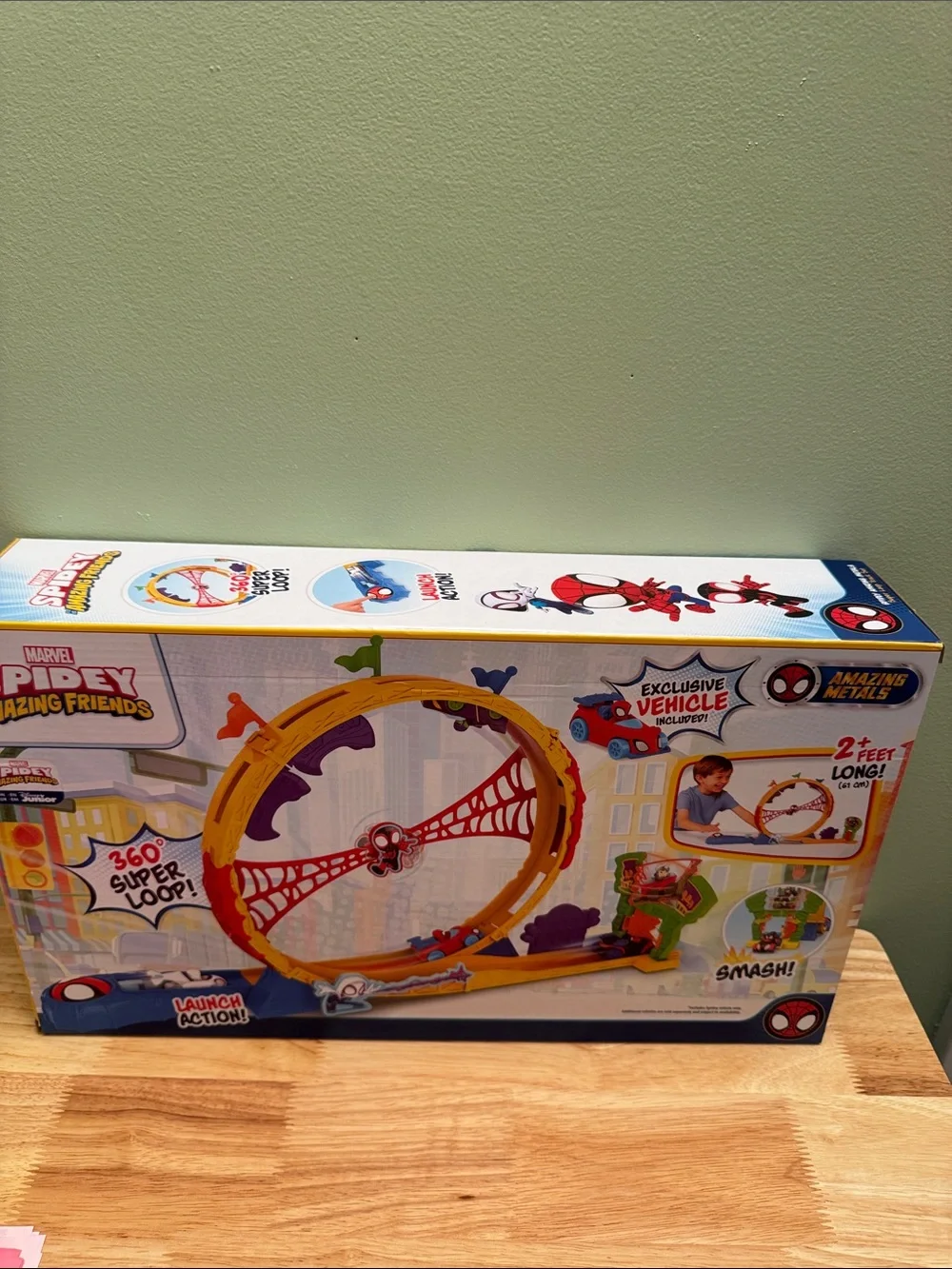 Marvel Spidey and his Amazing Friends 360° Super Loop Playset - Red & Yellow
